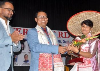জাফাৰ বটা প্ৰদান অনুষ্ঠান, বিভিন্ন ক্ষেত্ৰৰ ২৭ গৰাকী ব্যক্তিলৈ এচিভাৰ্ছ এৱাৰ্ড