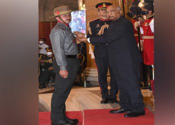 President honours Pranab Jyoti Das of Assam Rifles with Shaurya Chakra