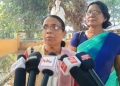 চাপৰত সুৰাৰ বিপনী স্থাপনৰ বিৰোধিতাৰে লেখিকা সমাৰোহ সমিতিৰ মহকুমাধিপতিক স্মাৰক পত্ৰ প্ৰদান
