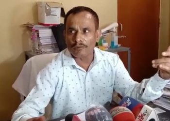 গোলাঘাটৰ পশু চিকিৎসালয়ত চিকিৎসকে পশু ধনৰ দৰৱ বিক্ৰী কৰাৰ অভিযোগ