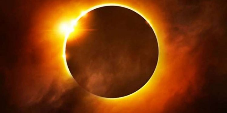 1004770-solar-eclipse