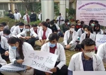 Doctors protest