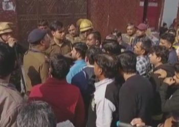 Right-Wing Groups Try To Enter Haryana Church