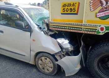 কলিয়াবৰৰ দেওচুৰত ভয়ংকৰ পথ দুৰ্ঘটনা