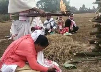 আজি মাঘ বিহু,বুঢ়া মেজী জ্বলাই সকলোৱে ৰক্ষা কৰিলে পৰম্পৰা