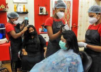 কোভিডে কালান্তক ৰূপ ধাৰণ কৰা পশ্চিমবংগত কিছু শিথিল কৰা হ’ল কোভিড বিধি