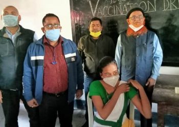 বঙাইগাঁও, চাপৰত ১৫-১৮ বছৰ বয়সৰ ছাত্ৰ-ছাত্ৰীক কোভিড টিকা প্ৰদানৰ শুভাৰম্ভণি