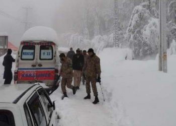 pak-snowfall-1641646894