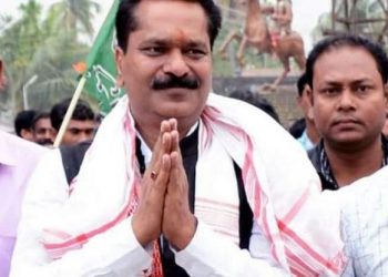 বোধোদয়! জনতাৰ প্ৰতিবাদত পথৰ নাম সলনিৰ প্ৰস্তাৱ বাতিল চৰকাৰৰ