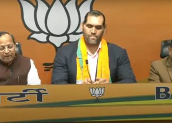 Great Khali joins BJP