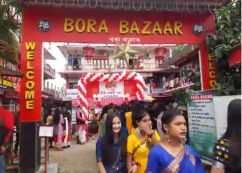 সমগ্ৰ অসমৰ লগতে টীয়কতো বিভিন্ন অনুষ্ঠানত সৰস্বতী পূজা উদযাপন