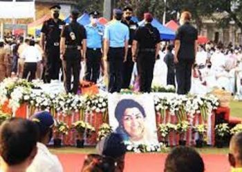 পঞ্চভূতত বিলীন হ’ল ‘ভাৰতৰ নাইটিংগেল’ লতা মংগেশকাৰৰ নশ্বৰ দেহ
