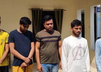 অপৰাধ ঘটোৱাৰ উদ্দেশ্যেৰে অহা বহিঃৰাজ্যৰ পাঁচজন যুৱকক আটক