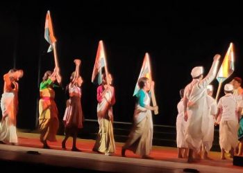 কলাক্ষেত্ৰত ‘স্বতন্ত্ৰতা যুঁজৰ সৈনিক হংসনাথ দেৱশৰ্মা’ নাট মঞ্চস্থ