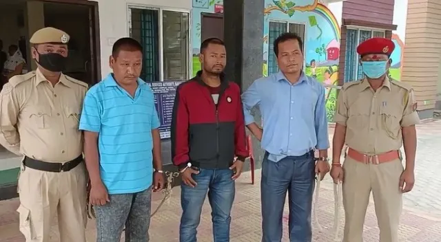 তীৰ জুৱাৰ বিৰুদ্ধে অভিযান তীব্ৰতৰ তামুলপুৰ আৰক্ষীৰ, তিনিজনক আটক