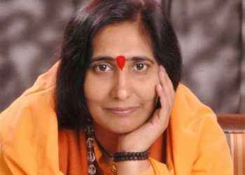 চাৰিটাকৈ সন্তান জন্ম দিয়ক, দুটা নিজৰ লগত ৰাখক, দুটা উৎসৰ্গা কৰক দেশৰ নামত: সাধ্বী ৰীতাম্বৰা