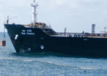 India sends 40000 MT of diesel to Sri Lanka