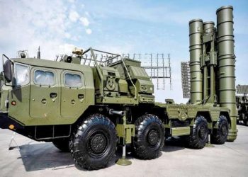 India receives military supplies from Russia