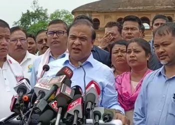 Himanta Biswa Sharma with Akhil Gogoi