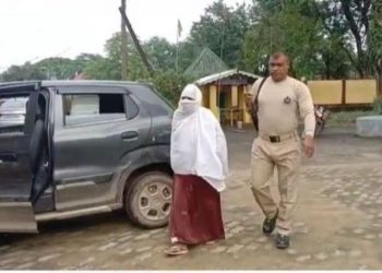 দুপৰীয়াৰ আহাৰত গো-মাংস! গোৱালপাৰাত গ্ৰেপ্তাৰ প্ৰধান শিক্ষয়িত্ৰী