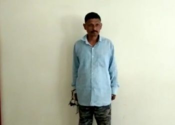 টীয়কৰ ভগামুখত পিষ্টল সহ যুৱক গ্ৰেপ্তাৰ
