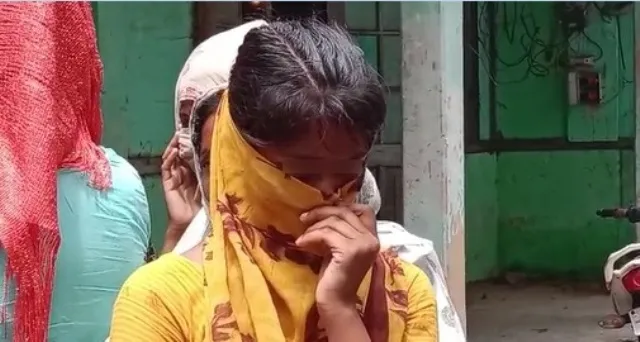 বটদ্ৰৱা কাণ্ড: থানাত অগ্নিসংযোগত জৰিত কিশোৰীসহ ১২ মহিলাক আটক