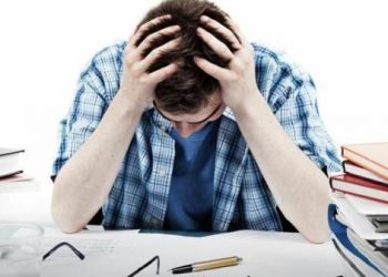Tips to Relieve Frustration: আপুনিও হতাশাৰ সৈতে যুঁজিছে নেকি? ইয়াৰ সমাধানৰ উপায় জানিব বিচাৰে নে?