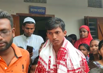 হাইমাদ্ৰাছা পৰীক্ষাত তৃতীয় স্থান দখল কৰি কলিয়াবৰলৈ গৌৰৱ কঢ়িয়ালে ইৰ্শ্বাদ উল্লাহে
