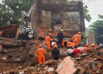 building collapses in Mumbai