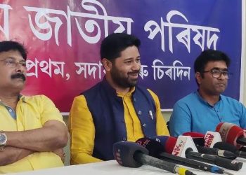 ক’ভিডৰ গইনালৈ অসমত বিয়াগোম কেলেংকাৰী, মুখ্যমন্ত্ৰীৰ পৰিয়াললৈ অভিযোগৰ আঙুলি অজাপৰ