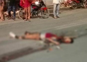 ৰাষ্ট্ৰীয় ঘাইপথৰ বেহাৰবাৰীত ভয়ংকৰ পথ দুৰ্ঘটনা; ট্ৰাকে মহতিয়াই নিলে স্কুটী আৰোহী যুৱকক