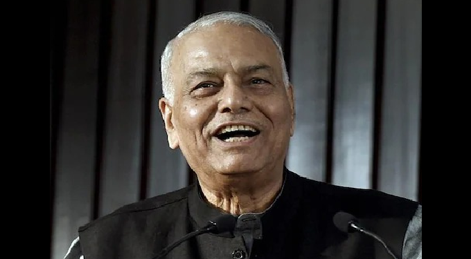যশোৱন্ত সিনহা।