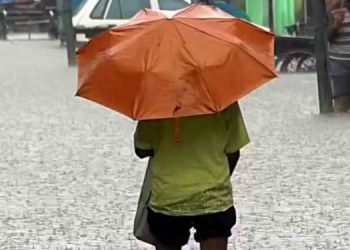 RAIN ALERT IN ASSAM অহা ৪৮ ঘণ্টাত অসমত হ’ব ধাৰাসাৰ বৰষুণ, বতৰ বিজ্ঞান কেন্দ্ৰৰ সতৰ্কবাণী