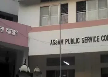 APSC scams: দুৰ্নীতিৰ বিৰুদ্ধে শূন্য সহনশীলতাৰ নীতি ঘোষণা কৰা চৰকাৰে এ পি এছ চিৰ অভিযুক্তত ৰেহাই দিছে কিয়?-ডি ৱাই এফ আই