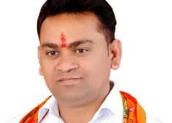 UP Minister Dinesh Khatik resigns: ‘দলিত বুলি দিয়া নহয় সন্মান’: অমিত শ্বাহলৈ পত্ৰ লিখি পদত্যাগ যোগী চৰকাৰৰ মন্ত্ৰী দীনেশ খটিকৰ
