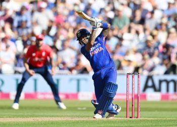 IND vs ENG 3rd T20: ইংলেণ্ডত সূৰ্যোদয়! নিয়মৰক্ষাৰ মেচত পৰাজিত ভাৰত; সূৰ্যকুমাৰৰ শতক স্বত্তেও আধৰুৱা হোৱাইটৱাছৰ স্বপ্ন