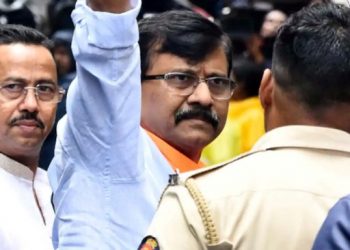 ED at Sanjay Raut’s House: শিৱসেনাৰ নেতা সঞ্জয় ৰাউতৰ ঘৰত ইডিৰ অভিযান; সন্মুখীন হ’ব পাৰে জেৰাৰ