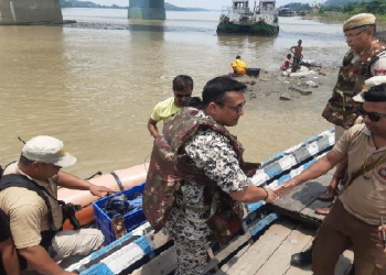 পুৰণি শৰাইঘাট দলঙত চাঞ্চল্যকৰ ঘটনা; ৰেলিঙৰ পৰা ব্ৰহ্মপুত্ৰত জপিয়ালে এজন যুৱকে
