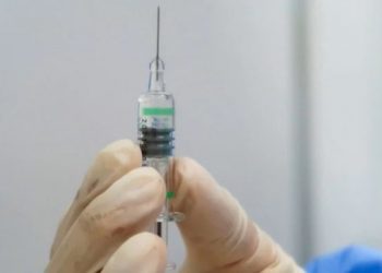 Vaccinated 30 Students With 1 Syringe মধ্য প্ৰদেশত ভয়ংকৰ ঘটনাঃ ৩০টিকৈ কণমানিক একেটা চিৰিঞ্জেৰেই দিলে ভেকছিন
