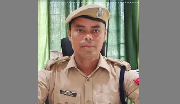ৰাষ্ট্ৰপতিৰ সাহসিকতাৰ বঁটাৰ বাবে নিৰ্বাচিত বোকাখাত থানাৰ ভাৰপ্ৰাপ্ত আৰক্ষী বিষয়া বিতোপন চুতীয়া