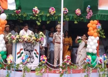 বোকাখাতত ৭৬ সংখ্যক স্বাধীনতা দিৱস উদযাপন: ‘স্বাধীনতাৰ ৰ’দ কাঁচলিত বোকাখাত’ নামৰ গ্ৰন্থ উন্মোচন