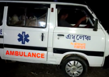 নিশা কলিয়াবৰৰ বৰঘূলীত ভয়ংকৰ পথ দুৰ্ঘটনা; নিহত এজন