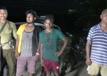 টিপং কলিয়ৰীত ৩ চোৰক গ্ৰেপ্তাৰ, লো-পিতলৰ সামগ্ৰী উদ্ধাৰ; কোটি টকাৰ লোহা চোৰৰ বিৰুদ্ধে তীব্ৰ অভিযানৰ দাবী