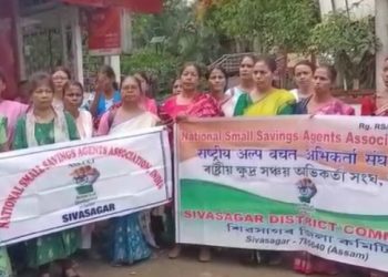 ৰে’ল, বিমানৰ পিছত এইবাৰ ডাক সেৱা ব্যক্তিগত খণ্ডক গটাবলৈ ওলাইছে মোদীৰ চৰকাৰে, তীব্ৰ প্ৰতিবাদ