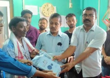জ্যেষ্ঠ সাংবাদিক মোছলেম উদ্দিন আহমেদক সাহিত্য সভা,দল-সংগঠনৰ সম্বৰ্ধনা
