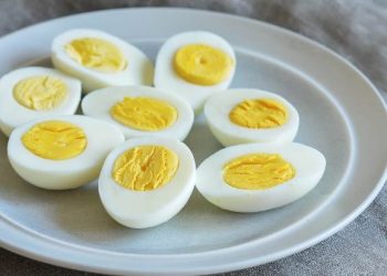 Health concerns with eggs: প্ৰতিদিনে কণী খালে শৰীৰত হ’ব পাৰে গুৰুতৰ ক্ষতি!