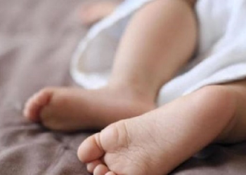 child dies in mobile blast