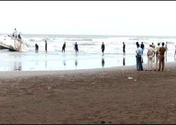 Pakistani boat with drugs seized in Gujarat