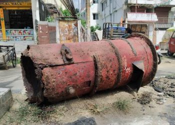 দুখন ছবি আৰু এটা গীতে কঢ়িয়াই অনা বিষাদ