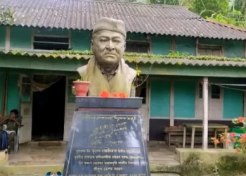 আজি সুধাকণ্ঠৰ জন্মদিনঃ চৰকাৰে সংকল্প লওঁক সুধাকণ্ঠৰ কলিয়াবৰৰ কুঠৰীৰ বাসগৃহ সংৰক্ষণৰ